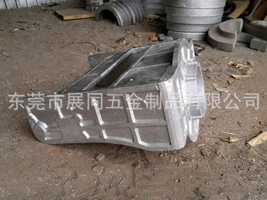 铝合砂铸造